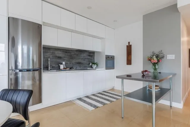 Additional image 37 of 36 JAMES St Unit 702
