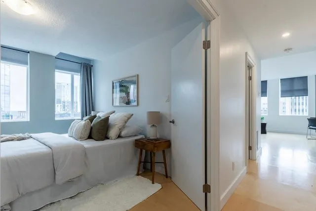 Additional image 32 of 36 JAMES St Unit 702