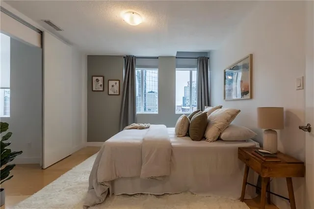 Additional image 31 of 36 JAMES St Unit 702