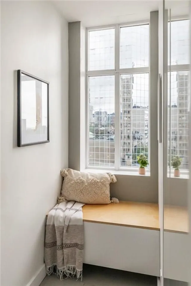 Additional image 18 of 36 JAMES St Unit 702