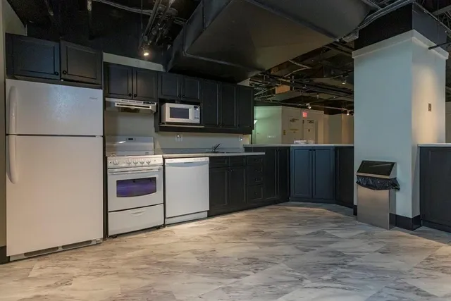 Additional image 8 of 36 JAMES St Unit 702