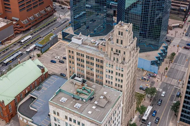 Additional image 2 of 36 JAMES St Unit 702