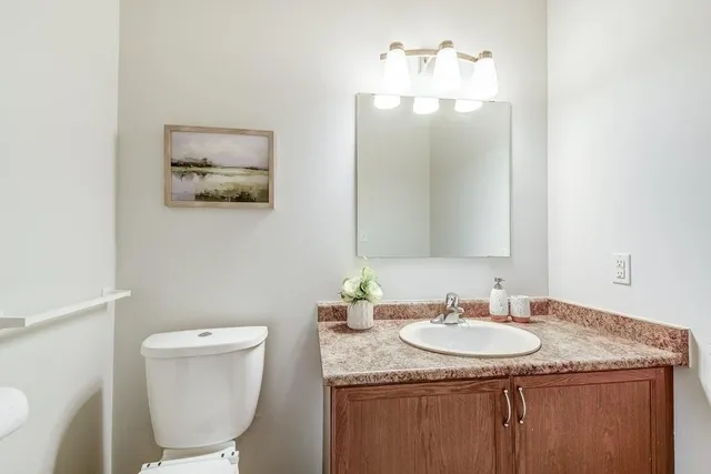 Additional property image - 4 TRUEDELL Cir