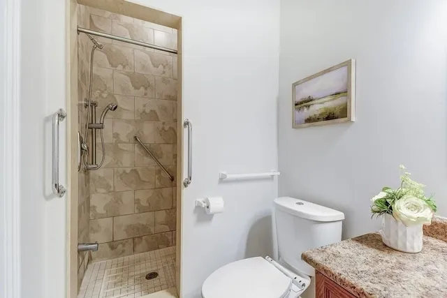 Additional property image - 4 TRUEDELL Cir