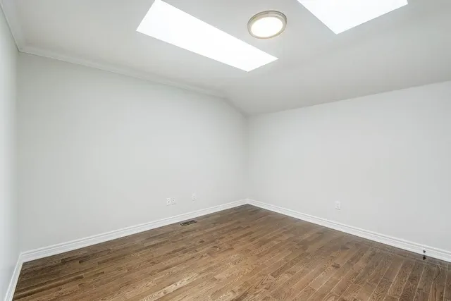 Additional property image - 4 TRUEDELL Cir