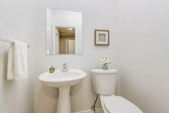 Additional property image - 4 TRUEDELL Cir