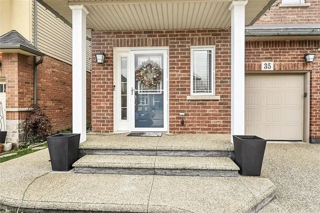 Additional property image - 35 WILLOWBANKS Terr