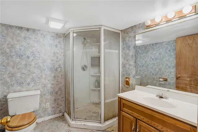 Additional property image - 38 DUBARRY Blvd