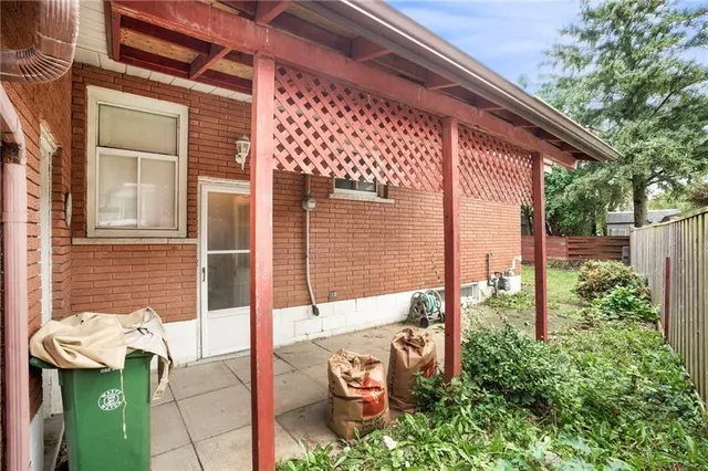 Additional property image - 38 DUBARRY Blvd
