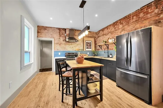 Additional property image - 365 CATHARINE St