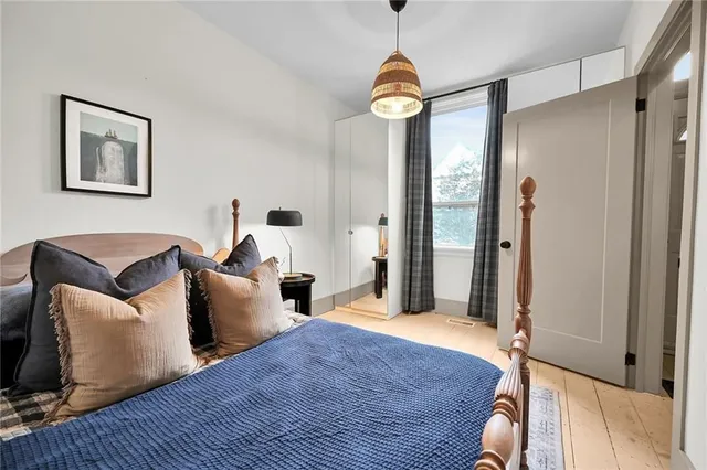 Additional property image - 365 CATHARINE St