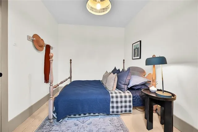 Additional property image - 365 CATHARINE St