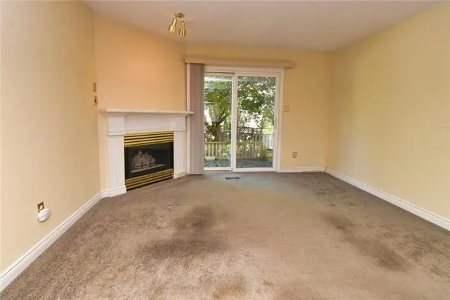 Additional property image - 2152 SALMA Cres