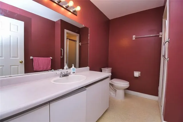 Additional property image - 2152 SALMA Cres