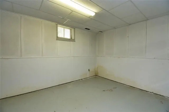 Additional property image - 2152 SALMA Cres