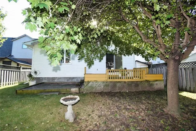 Additional property image - 2152 SALMA Cres