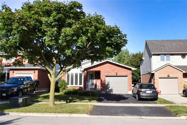 Additional property image - 2152 SALMA Cres