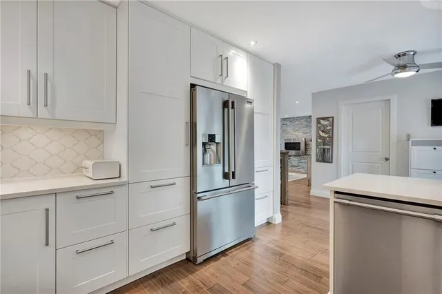 Additional property image - 240 PARKSIDE Dr