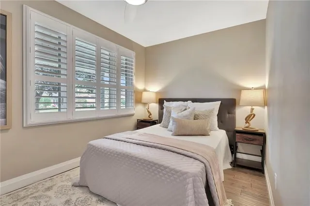 Additional property image - 240 PARKSIDE Dr