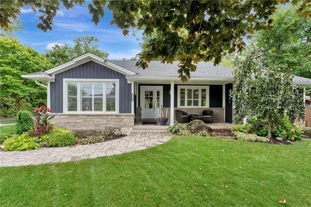 Additional property image - 240 PARKSIDE Dr