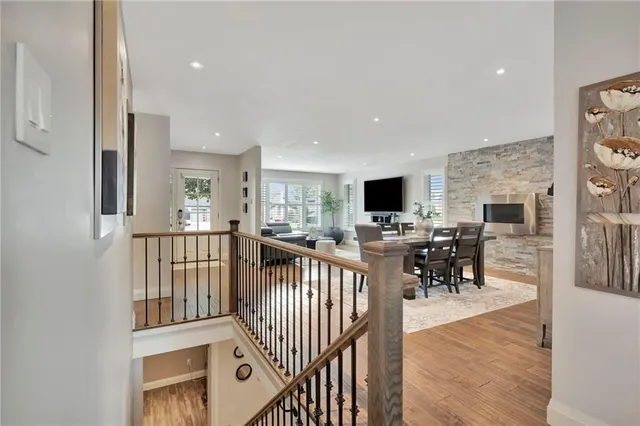 Additional property image - 240 PARKSIDE Dr