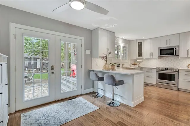 Additional property image - 240 PARKSIDE Dr