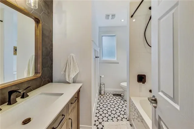 Additional property image - 3 ARIES Crt