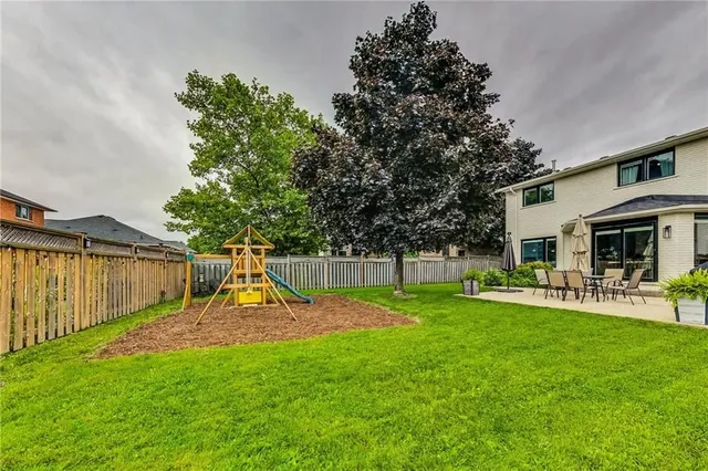 Additional property image - 3 ARIES Crt
