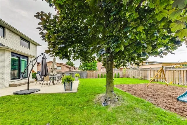 Additional property image - 3 ARIES Crt