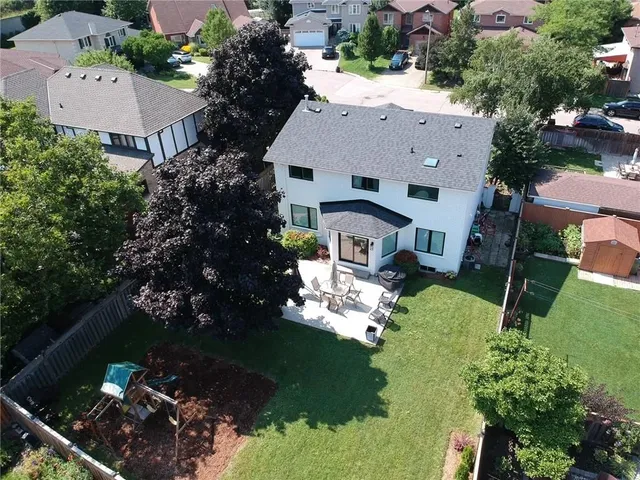 Additional property image - 3 ARIES Crt