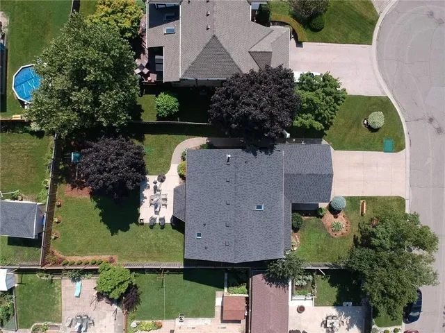 Additional property image - 3 ARIES Crt