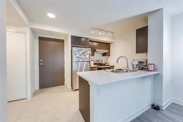 Additional property image - 10 WILBY Cres Unit 309