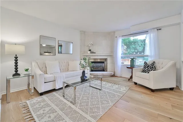 Additional property image - 44 KILLARNEY Crt