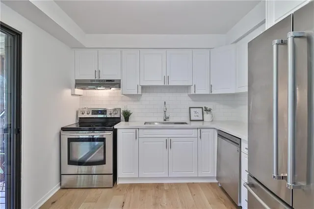 Additional property image - 44 KILLARNEY Crt