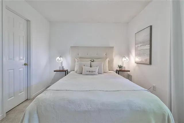 Additional property image - 44 KILLARNEY Crt