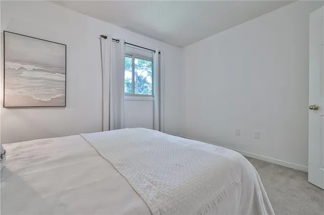 Additional property image - 44 KILLARNEY Crt