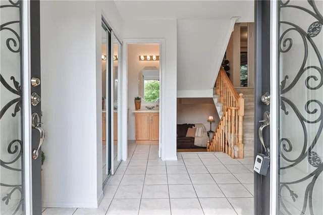 Additional property image - 44 KILLARNEY Crt