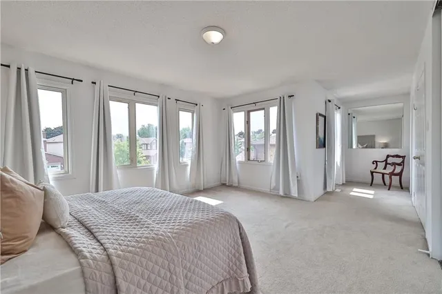 Additional property image - 44 KILLARNEY Crt