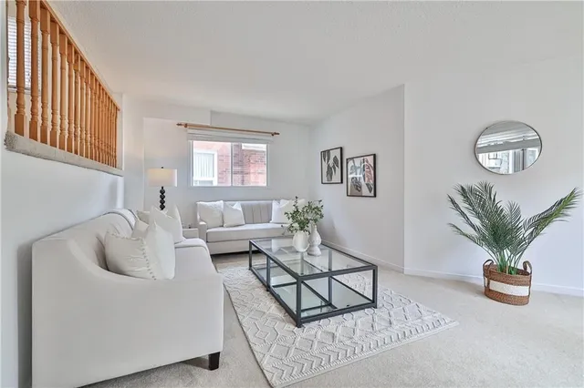 Additional property image - 44 KILLARNEY Crt