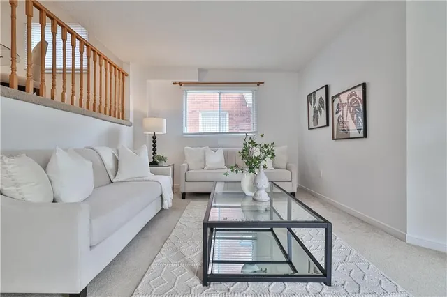 Additional property image - 44 KILLARNEY Crt