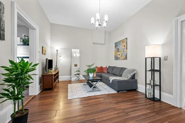 Additional property image - 130 MARKET St
