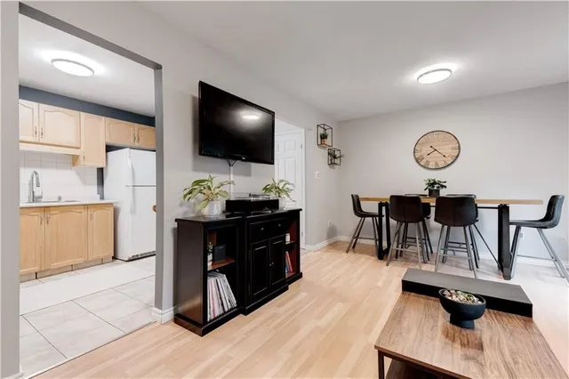 Additional property image - 386 HIGHLAND Rd Unit 31