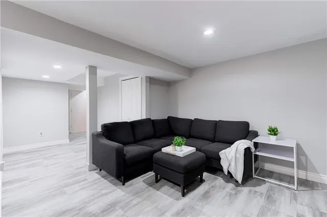 Additional property image - 386 HIGHLAND Rd Unit 31
