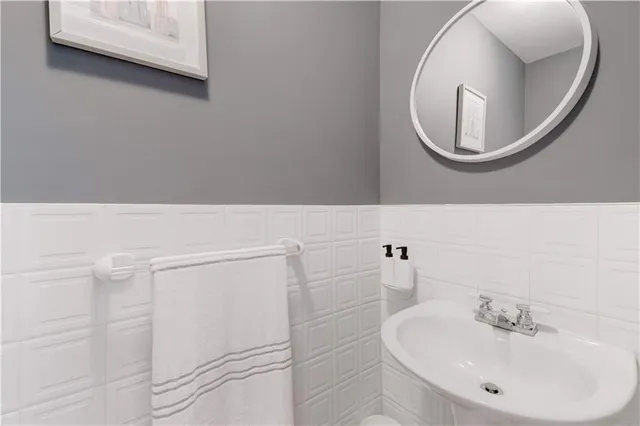 Additional property image - 386 HIGHLAND Rd Unit 31