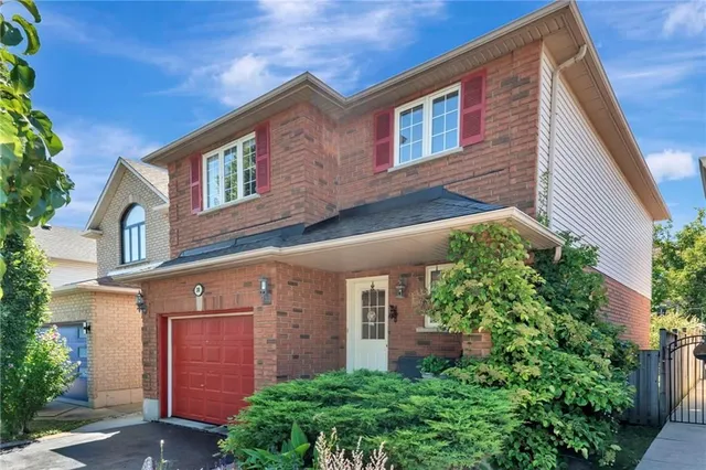 Additional property image - 30 MEADOWPOINT Dr
