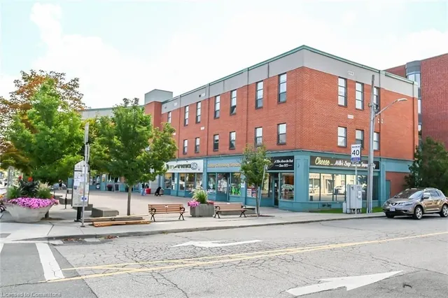 Additional property image - 2 KING St Unit 208