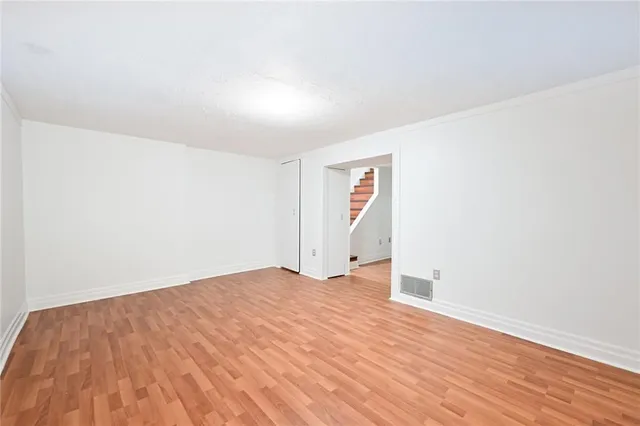 Additional property image - 250 SAN FRANCISCO Ave
