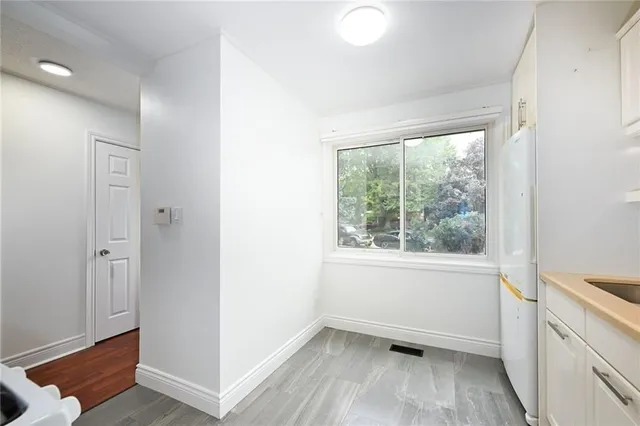 Additional property image - 250 SAN FRANCISCO Ave