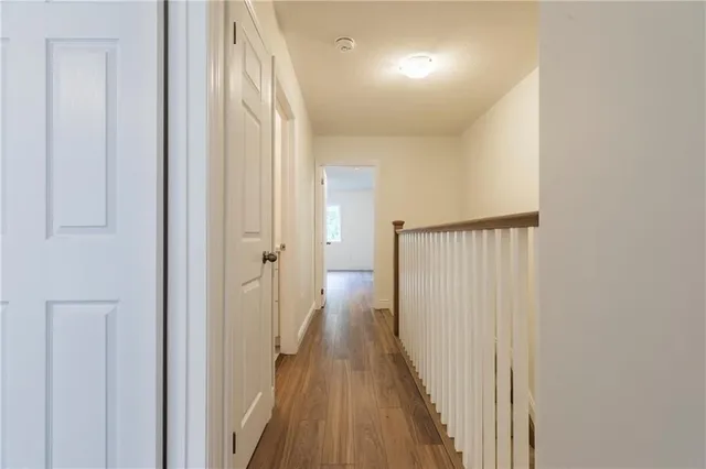 Additional property image - 100 BEDDOE Dr Unit 92