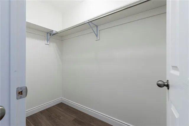 Additional property image - 100 BEDDOE Dr Unit 92